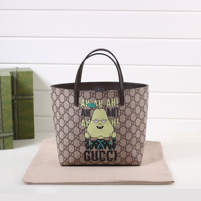 G*u*i shopping bags
